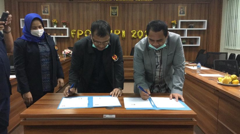 Penandatangan Naskah Kerjasama antara Prodi IKOR dengan KONI Kota Bandung
