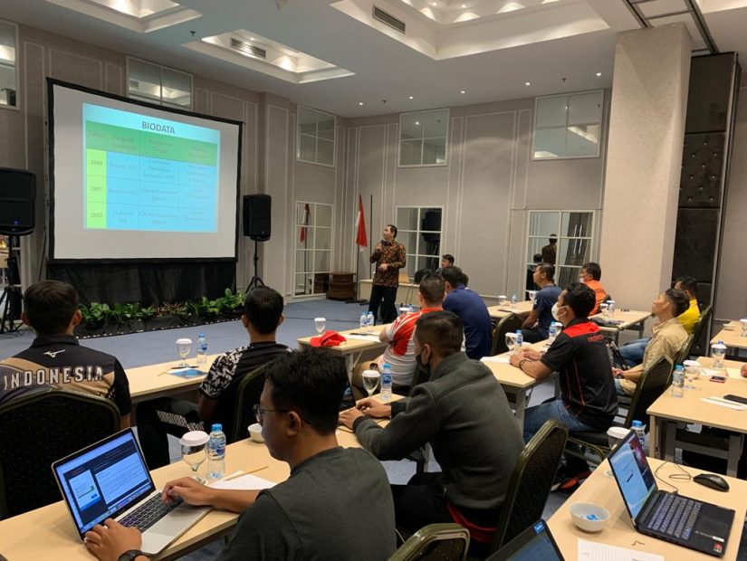 FPOK UPI Bekerjasama dengan Asisten Deputi Peningkatan Tenaga dan Organisasi Keolahragaan Kementerian Pemuda dan Olahraga Menyelenggarakan “Pelatihan Biomekanika Olahraga” Tahun 2022